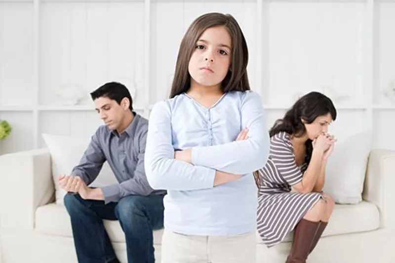 Ly Hôn Con Bao Nhiêu Tuổi Được Ở Với Mẹ?