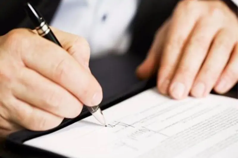 Mua Đất Giấy Viết Tay Có Công Chứng Được Không?