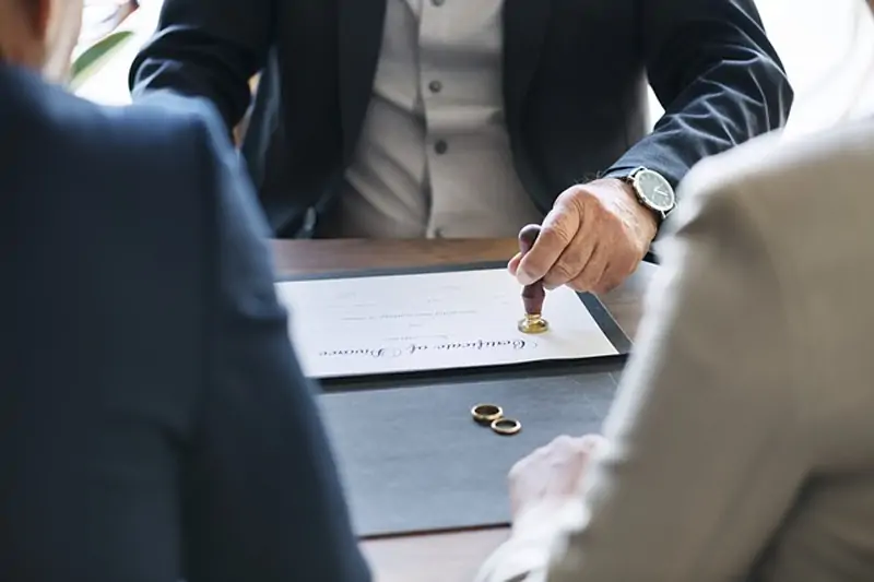 Thuận Tình Ly Hôn Nộp Đơn Ở Đâu?
